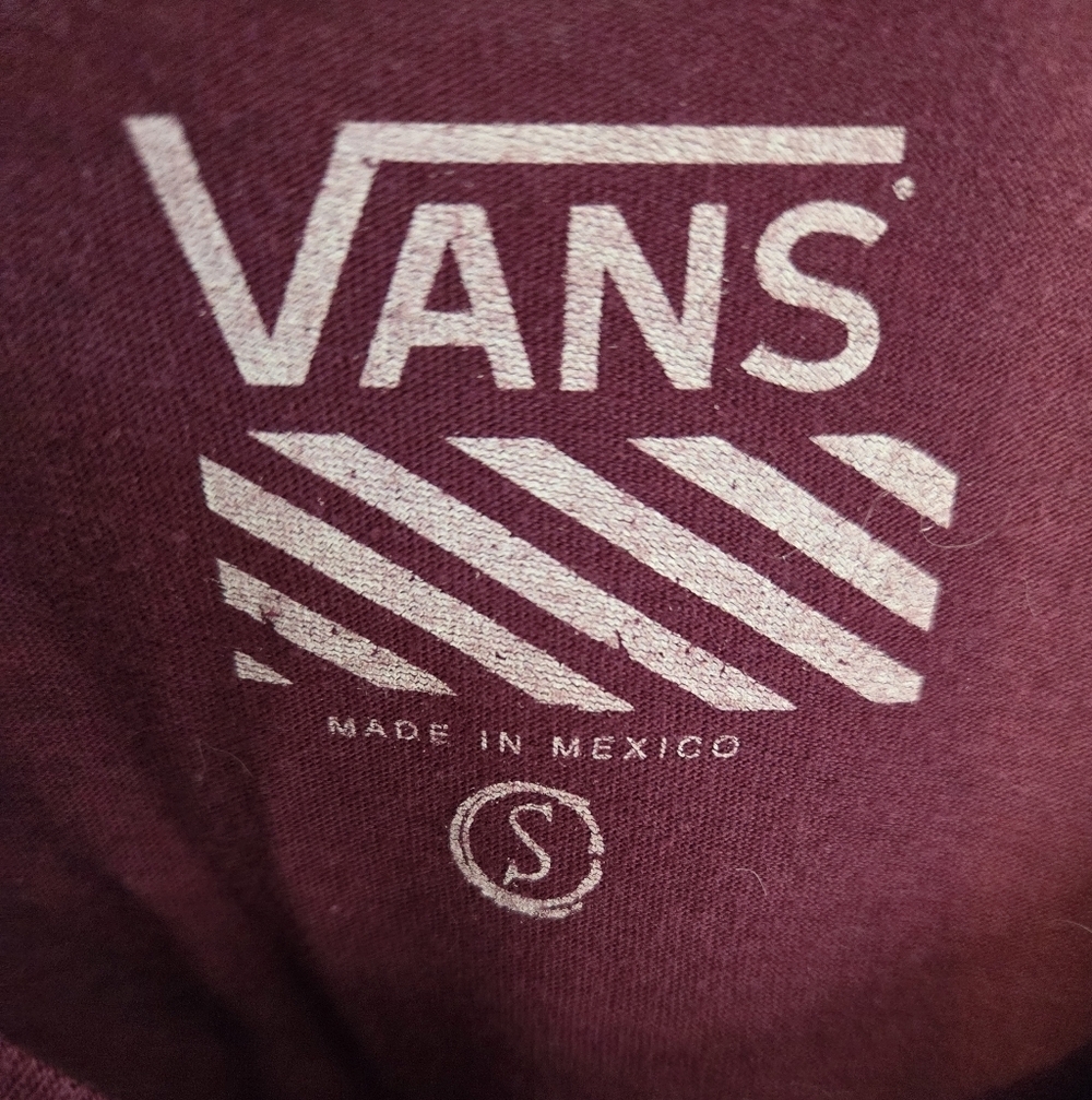 Vans Burnout Women’s Burgundy T-Shirt Size Small (EUC) - Picture 3 of 3